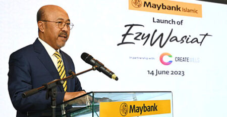 Maybank Islamic CEO Datuk Mohamed Rafique Merican